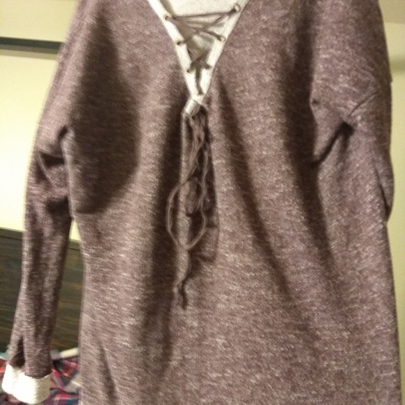 Bundle of clothes - Picture 5 of 8